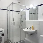 شقة With 3 Beds In The Old Town *