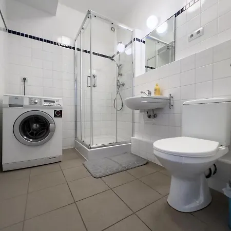 With 3 Beds In The Old Town Pressburg